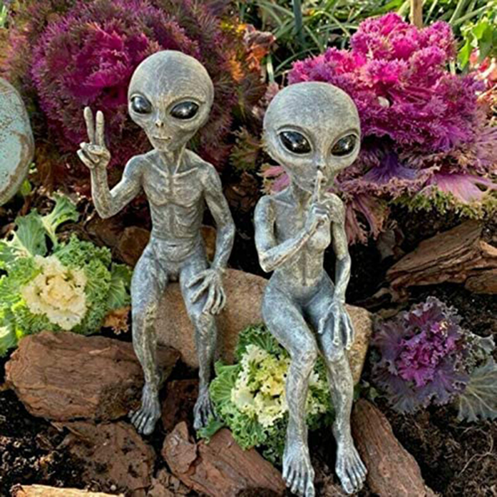 Alien Statue Garden Figurine Set for Indoor/Outdoor Decor
