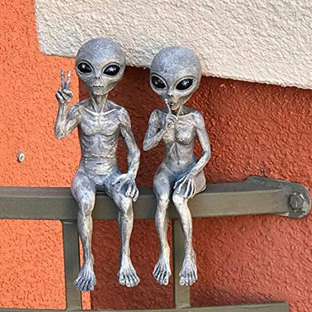 Alien Statue Garden Figurine Set for Indoor/Outdoor Decor